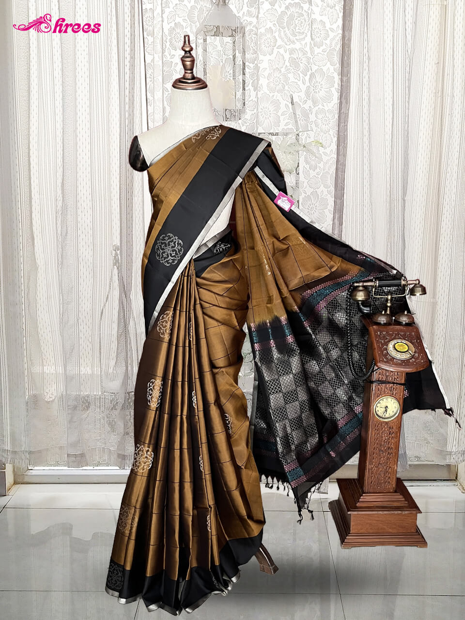 Golden Honey And Black Pure Kanchipuram Silk Saree