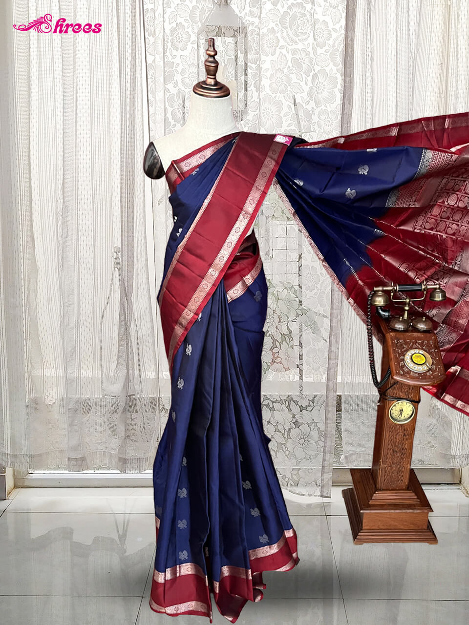 Navy Blue Pure Kanchipuram Silk Saree