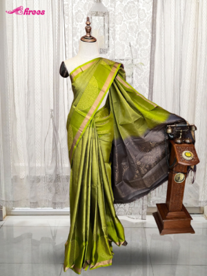 Parrot Green Pure Kanchipuram Silk Saree